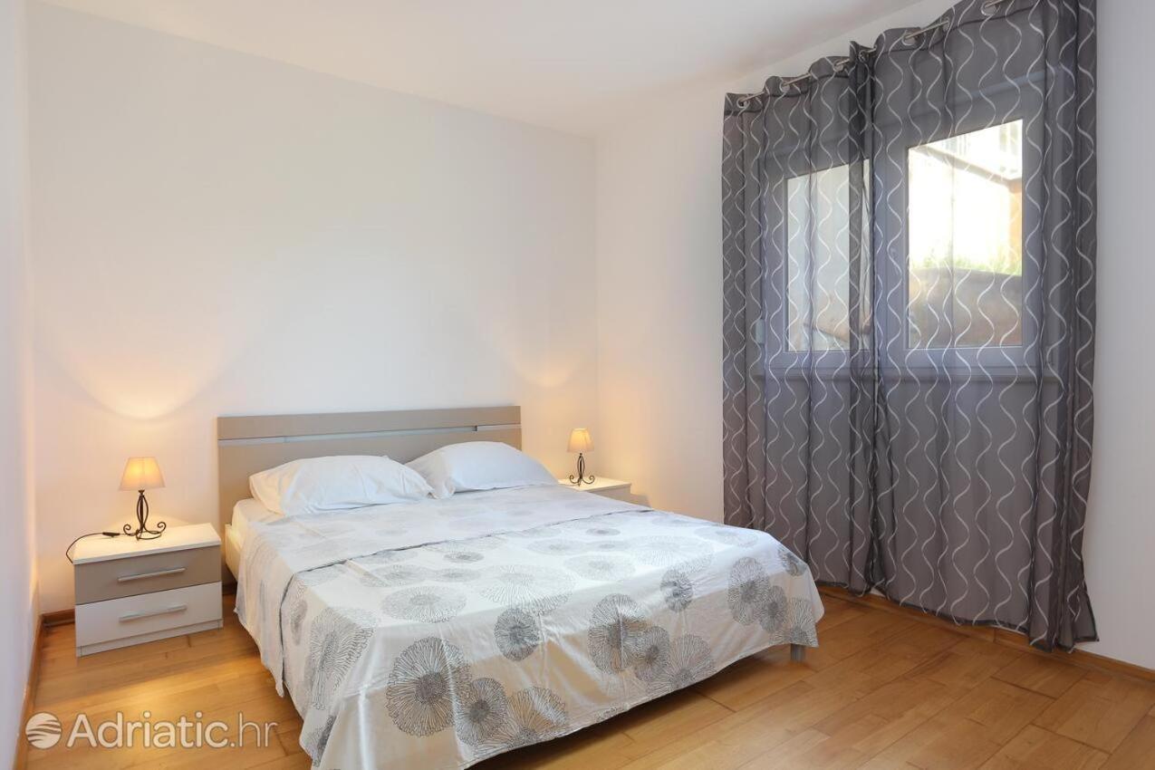 Deluxe Apartment Bagaric Trogir Exteriör bild