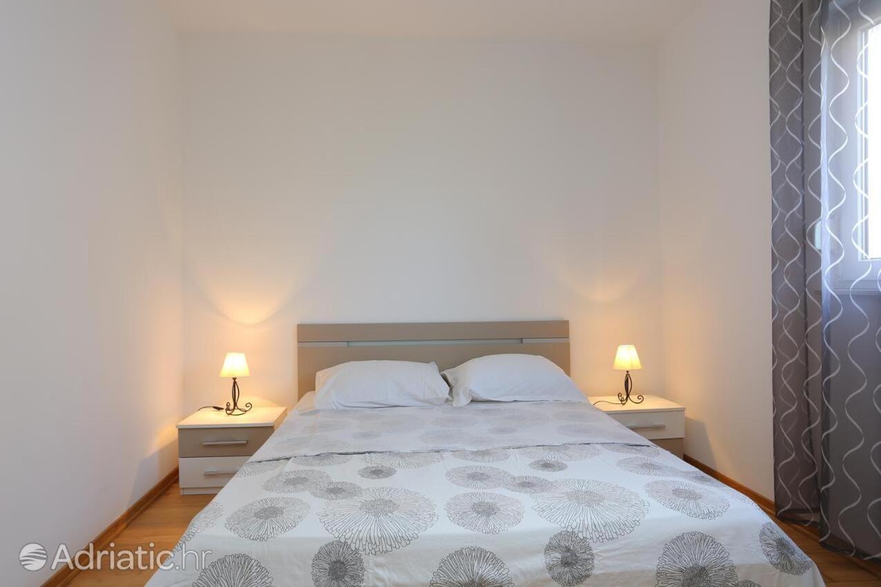 Deluxe Apartment Bagaric Trogir Exteriör bild