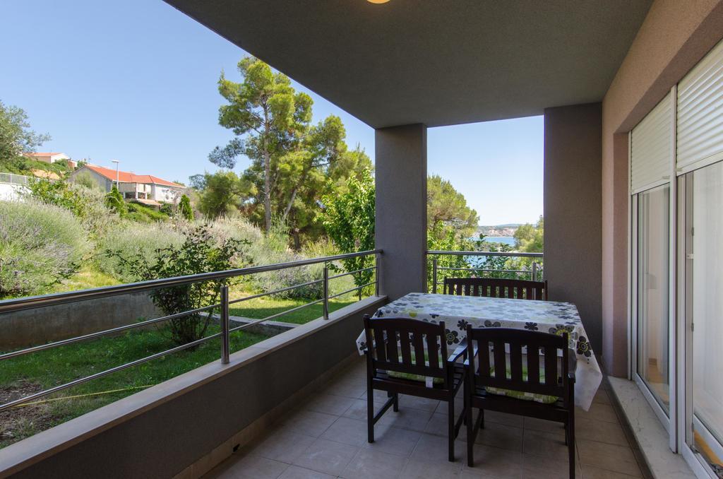 Deluxe Apartment Bagaric Trogir Rum bild