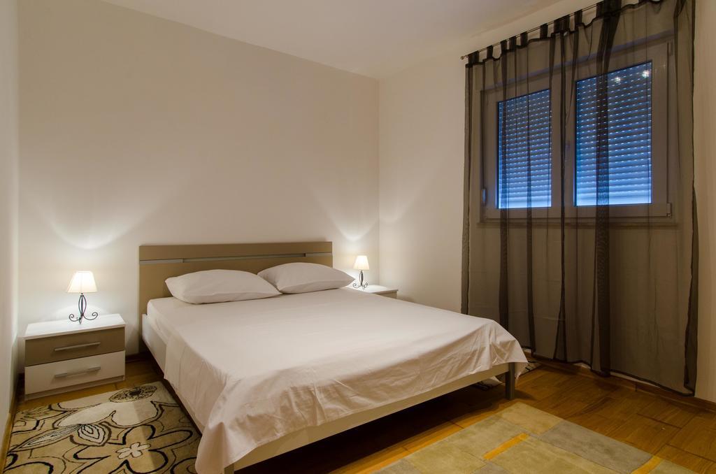 Deluxe Apartment Bagaric Trogir Rum bild